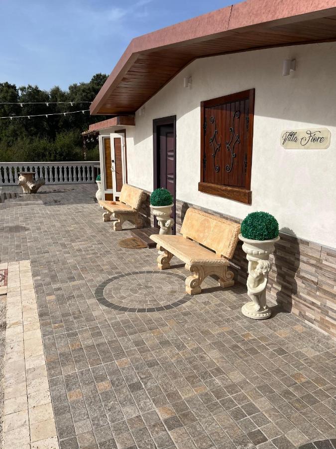 Villa Fiore - Piscina E Idromassaggio Itri Bagian luar foto